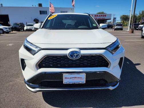 2023 Toyota RAV4 Prime SE