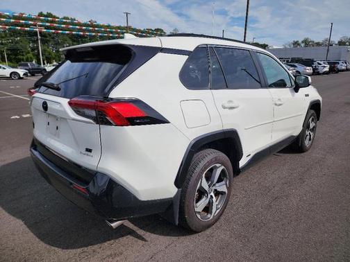 2023 Toyota RAV4 Prime SE