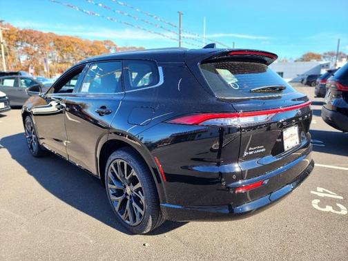 2025 Toyota Crown Signia Limited