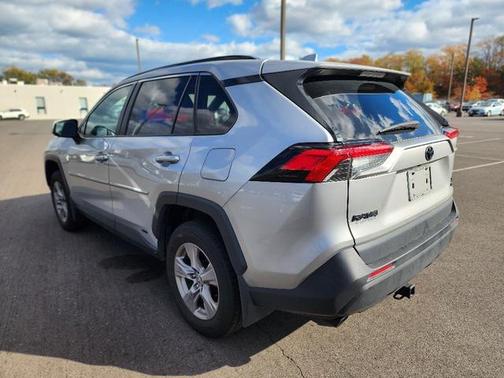 2023 Toyota RAV4 Hybrid XLE