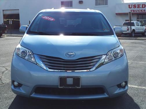 2015 Toyota Sienna XLE Premium
