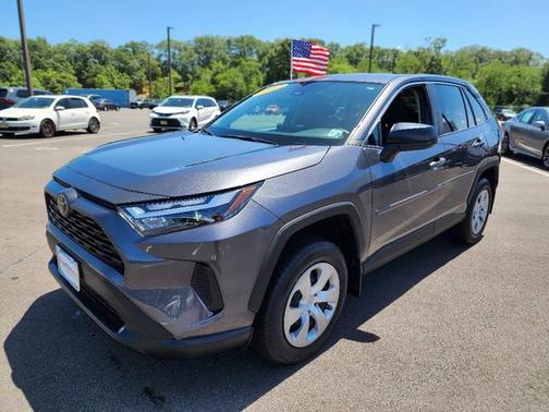 2023 Toyota RAV4 LE