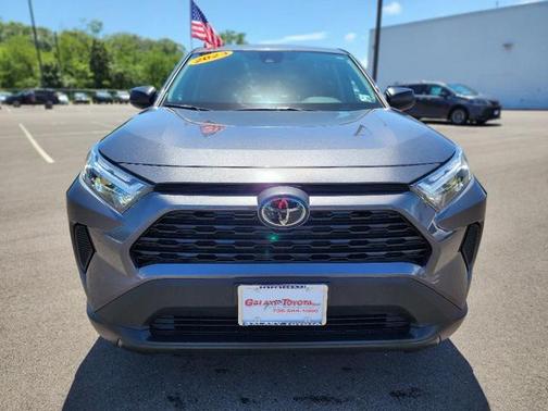 2023 Toyota RAV4 LE