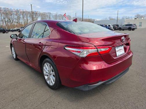 Ruby Flare Pearl 2019 Toyota Camry LE