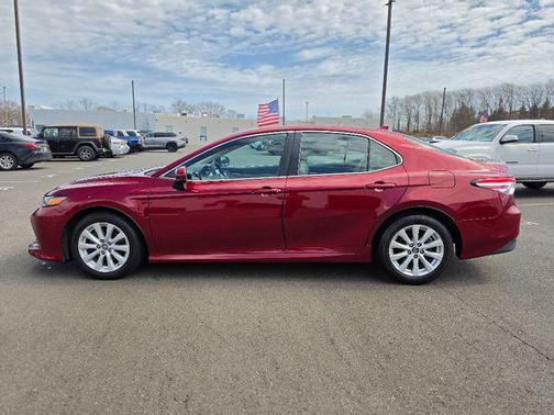 Ruby Flare Pearl 2019 Toyota Camry LE