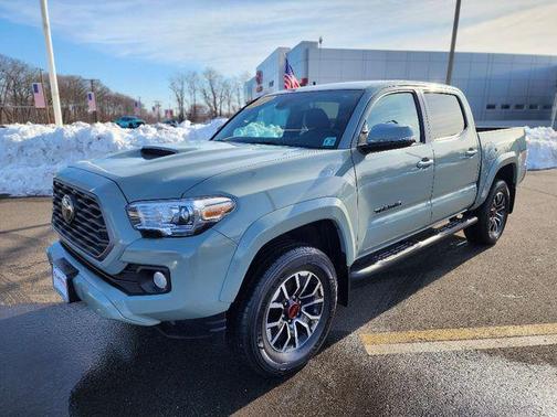 2022 Toyota Tacoma TRD Sport