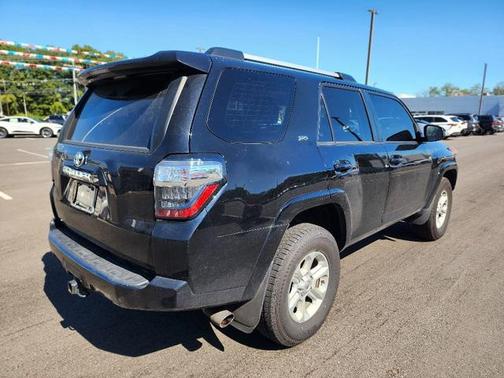 2022 Toyota 4Runner SR5