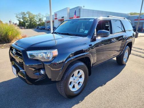 2022 Toyota 4Runner SR5