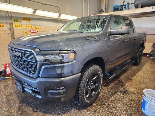 2025 RAM 1500 Warlock Crew Cab 4x4 5'7' Box