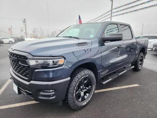 2025 RAM 1500 Warlock Crew Cab 4x4 5'7' Box