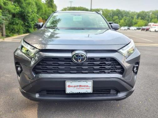 2025 Toyota RAV4 Hybrid XLE Premium