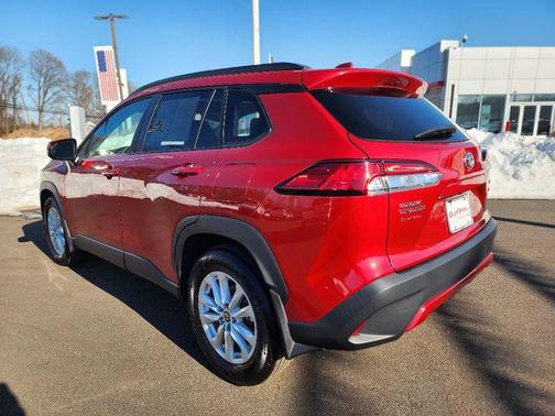 2023 Toyota Corolla Cross LE