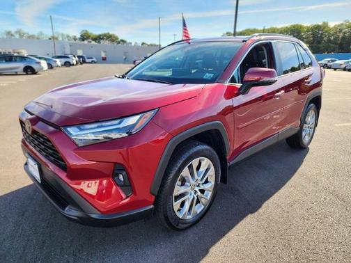2023 Toyota RAV4 XLE Premium