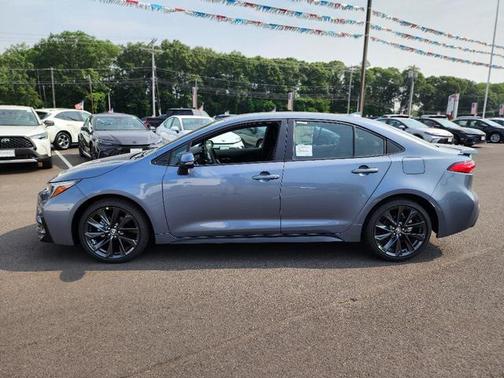 2025 Toyota Corolla SE