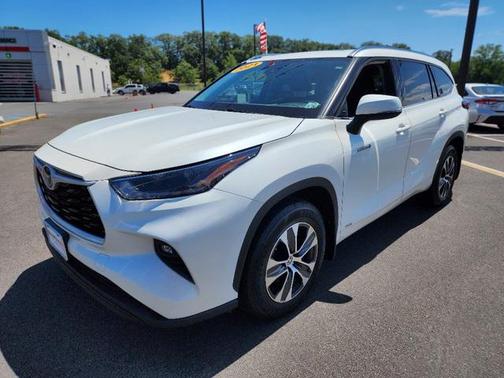 2021 Toyota Highlander Hybrid XLE
