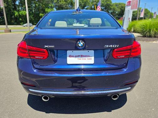 Mediterranean Blue Metallic 2018 BMW 340 xDrive