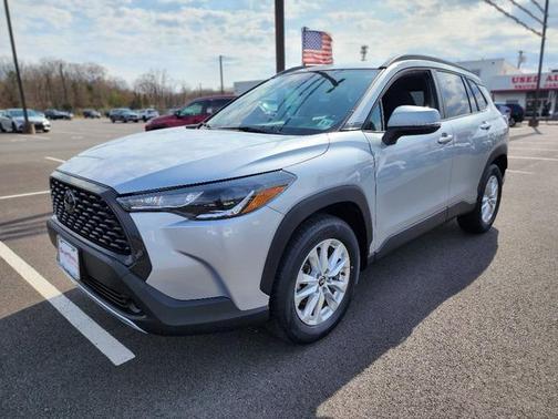 Sonic Silver 2022 Toyota Corolla Cross LE