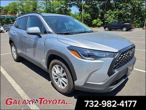 Sonic Silver 2022 Toyota Corolla Cross LE