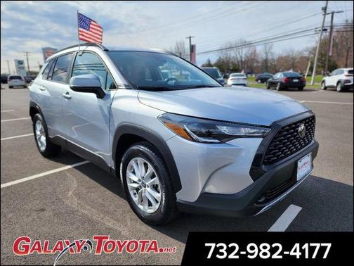 Sonic Silver 2022 Toyota Corolla Cross LE