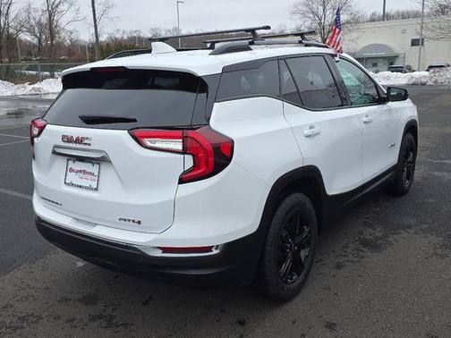 2023 GMC Terrain AWD AT4