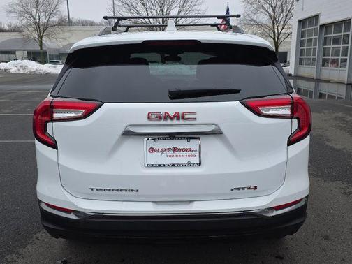 2023 GMC Terrain AWD AT4