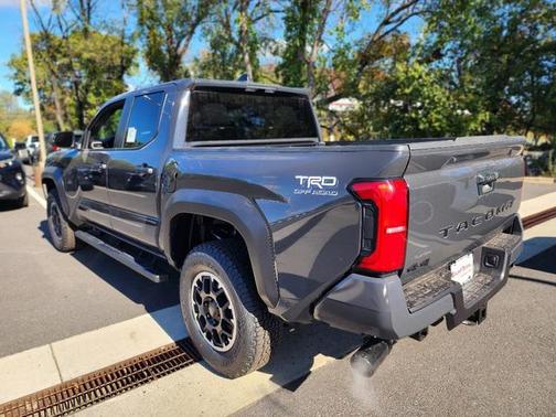 2025 Toyota Tacoma TRD Off-Road