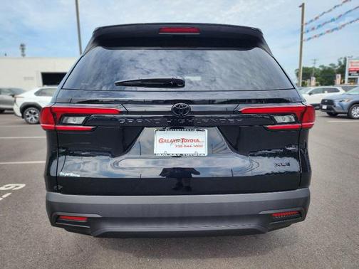 2025 Toyota Grand Highlander XLE