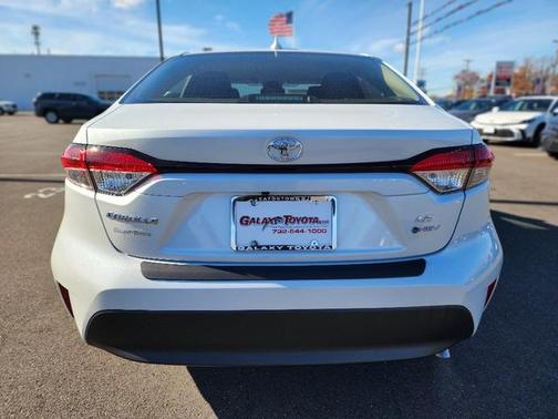 2026 Toyota Corolla Hybrid LE