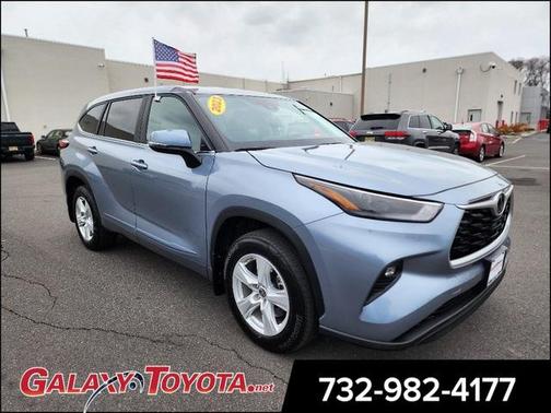 2023 Toyota Highlander LE
