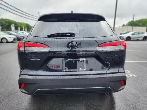 2025 Toyota Corolla Cross XLE