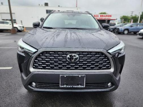 2025 Toyota Corolla Cross XLE