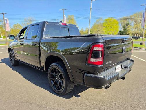 Diamond Black Crystal Pearlcoat 2021 RAM 1500 Laramie