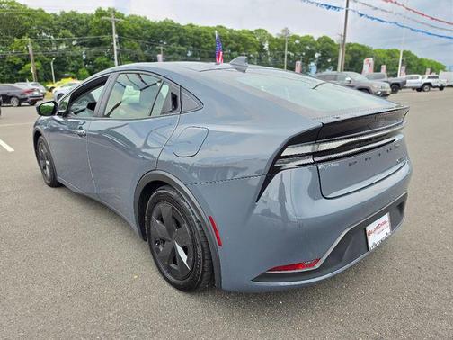 Guardian Gray 2024 Toyota Prius Prime SE