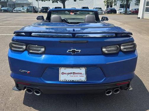2022 Chevrolet Camaro RWD Convertible LT1