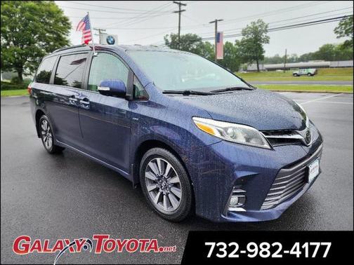 2018 Toyota Sienna Limited Premium