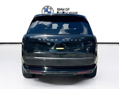 2024 Land Rover Range Rover P530 SE
