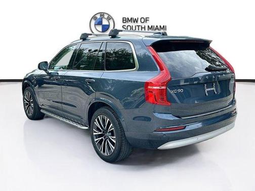 Denim Blue Metallic 2022 Volvo XC90 T6 Momentum 6 Passenger