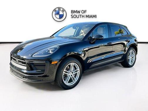 2022 Porsche Macan Base