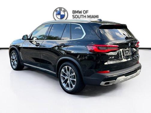 2023 BMW X5 sDrive40i