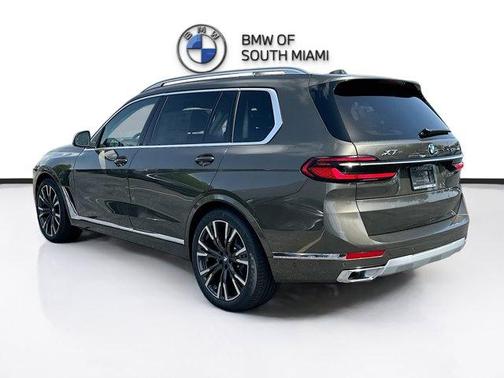 2026 BMW X7 xDrive40i