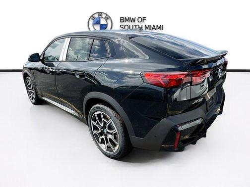Black Sapphire Metallic 2026 BMW X2 xDrive28i