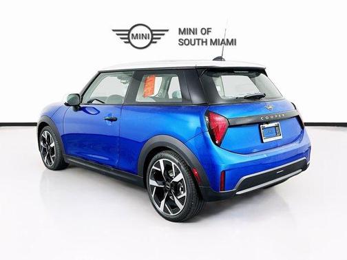 2025 MINI Hardtop 
