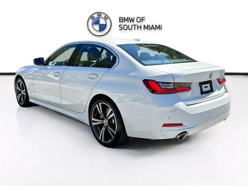 2024 BMW 330 i