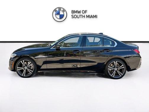 2022 BMW 330 i
