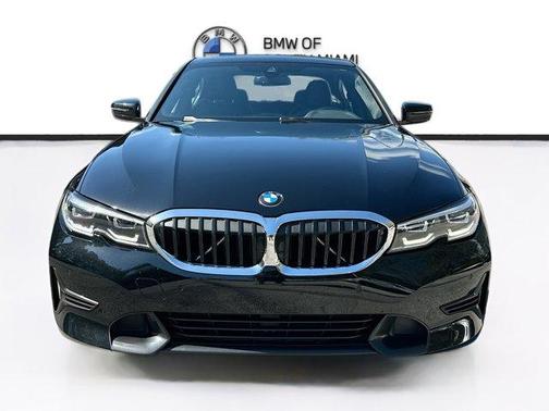 2022 BMW 330 i