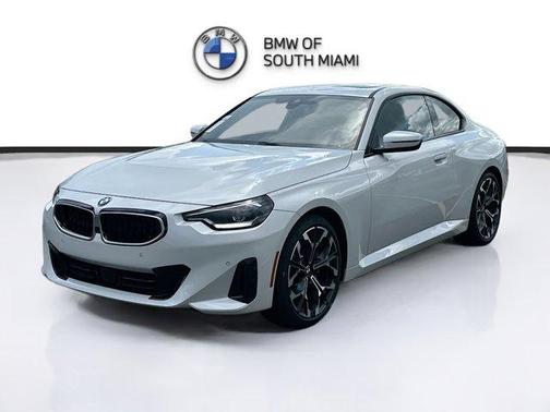 2025 BMW 230 i