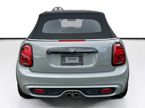 Moonwalk Gray Metallic 2020 MINI Convertible Cooper S