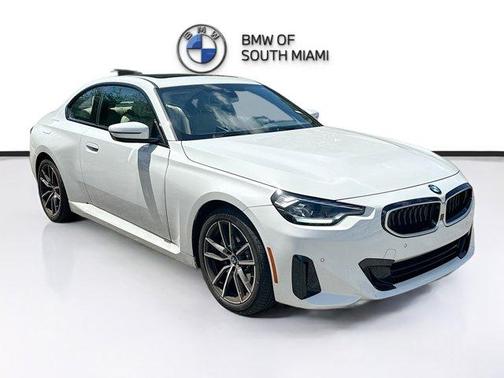 2025 BMW 230 i