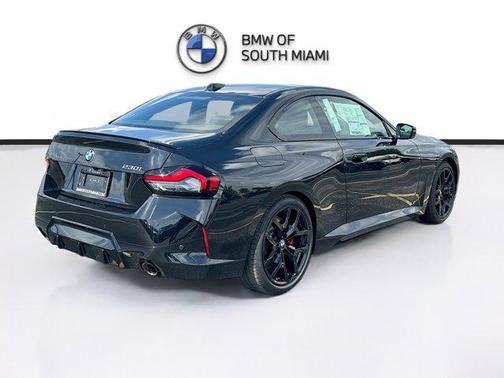 2025 BMW 230 i