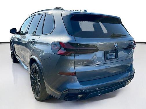 Gray Metallic 2026 BMW X5 sDrive40i